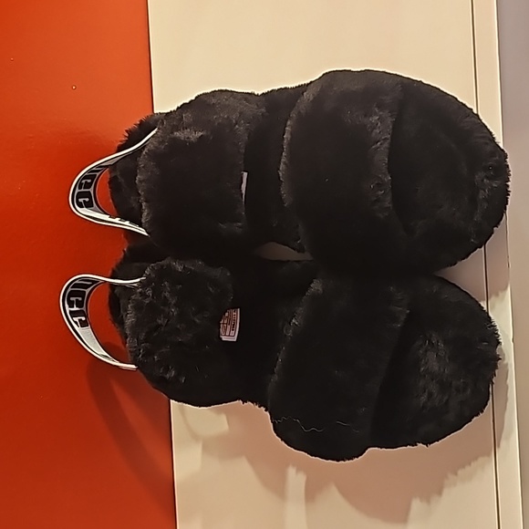 *SOLD*Black ugg oh yeah fluffy - Picture 3 of 6